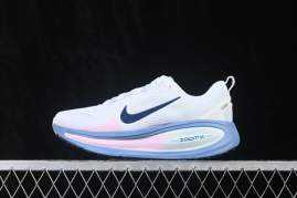 Picture of Nike Vomero 18 _SKUfw24265417284951953fw